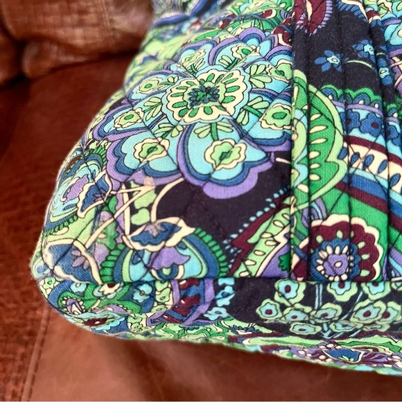 Vera Bradley Paisley Print Quilted Tote & Shoulder Bag & Sunglass Case Set - Picture 10 of 12